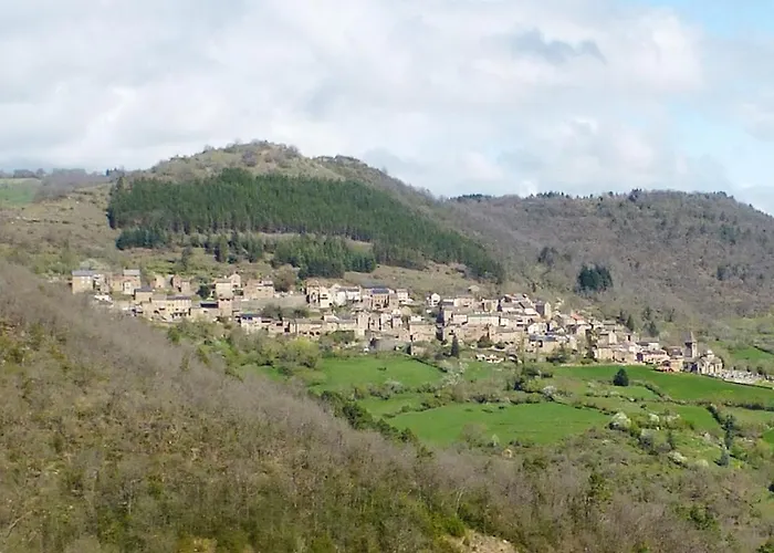 L 'oustal De Sophie En Aveyron, à Montjaux
